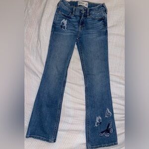 abercrombie kids jeans with Butterfly Detail. Size 7/8 Regular, low rise bootcut